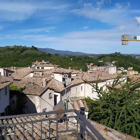 Trilocale In Centro Storico A *