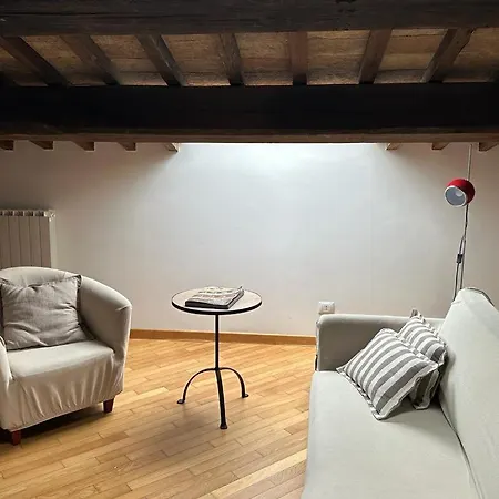 Trilocale In Centro Storico A