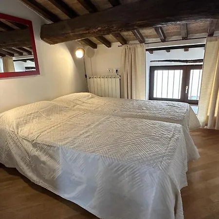 Trilocale In Centro Storico A Apartamento