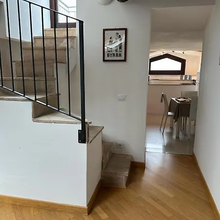 Trilocale In Centro Storico A