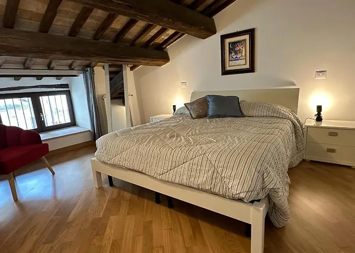 Trilocale In Centro Storico A アパート